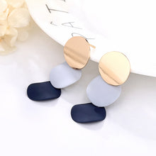 Load image into Gallery viewer, Trendy Girls Elegant Round Uneven Metal Earrings