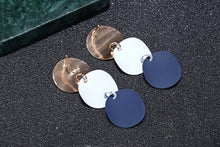 Load image into Gallery viewer, Trendy Girls Elegant Round Uneven Metal Earrings