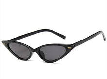 Load image into Gallery viewer, Trendy Girls Retro 70&#39;s Cat Eye Sunglasses